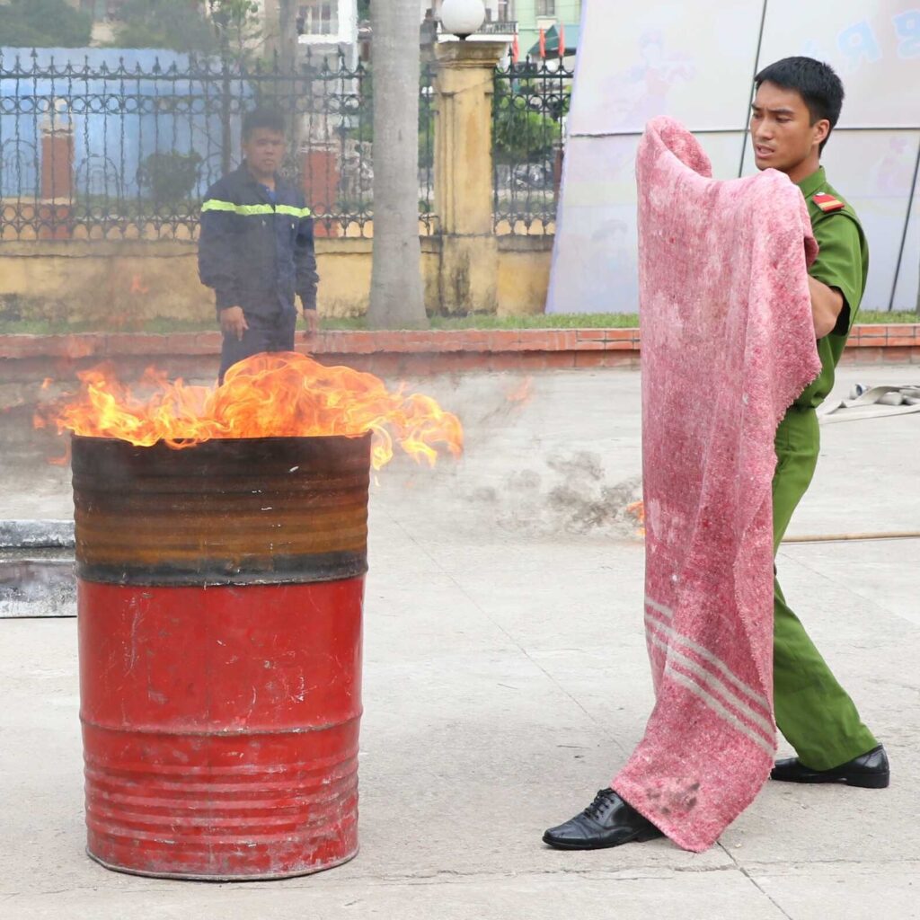 Một số loại chăn chữa cháy phổ biến Một số loại chăn chữa cháy phổ biến