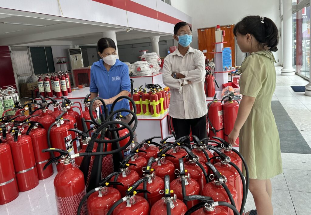 Liên hệ trang bị, lắp đặt, bảo trì bình chữa cháy