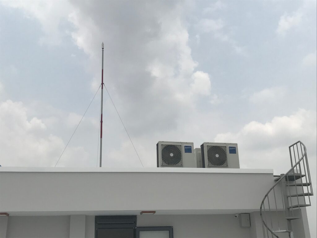 Liên hệ trang bị, lắp đặt, thi công chống sét
