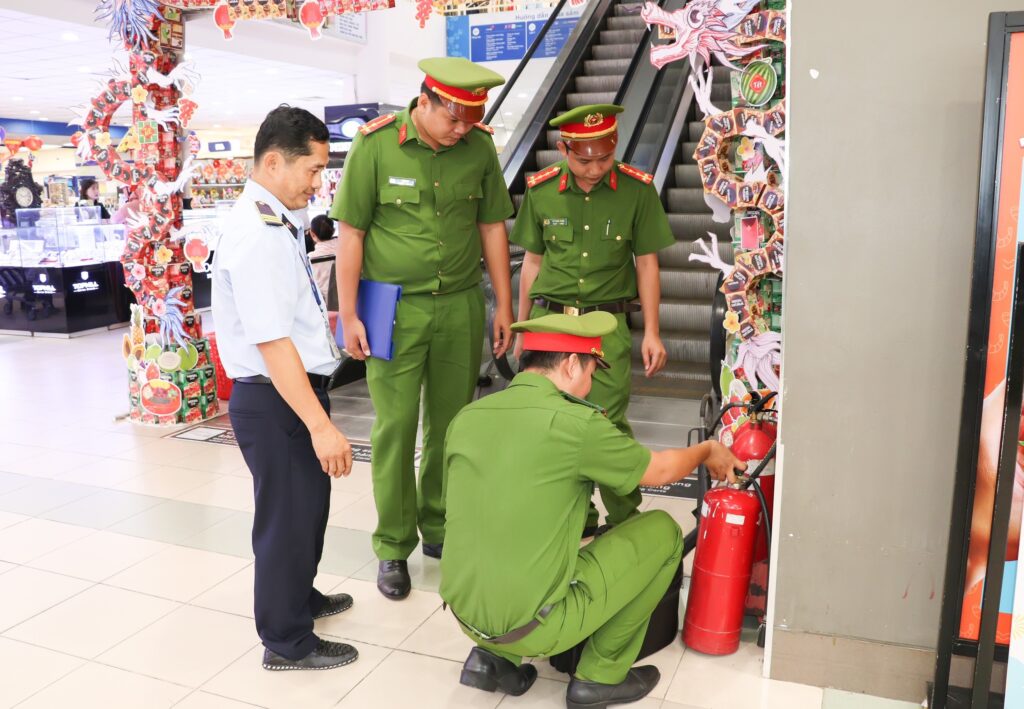 Khi lựa chọn dịch vụ này, doanh nghiệp nên ưu tiên đơn vị có kinh nghiệm thực tế dày dặn
